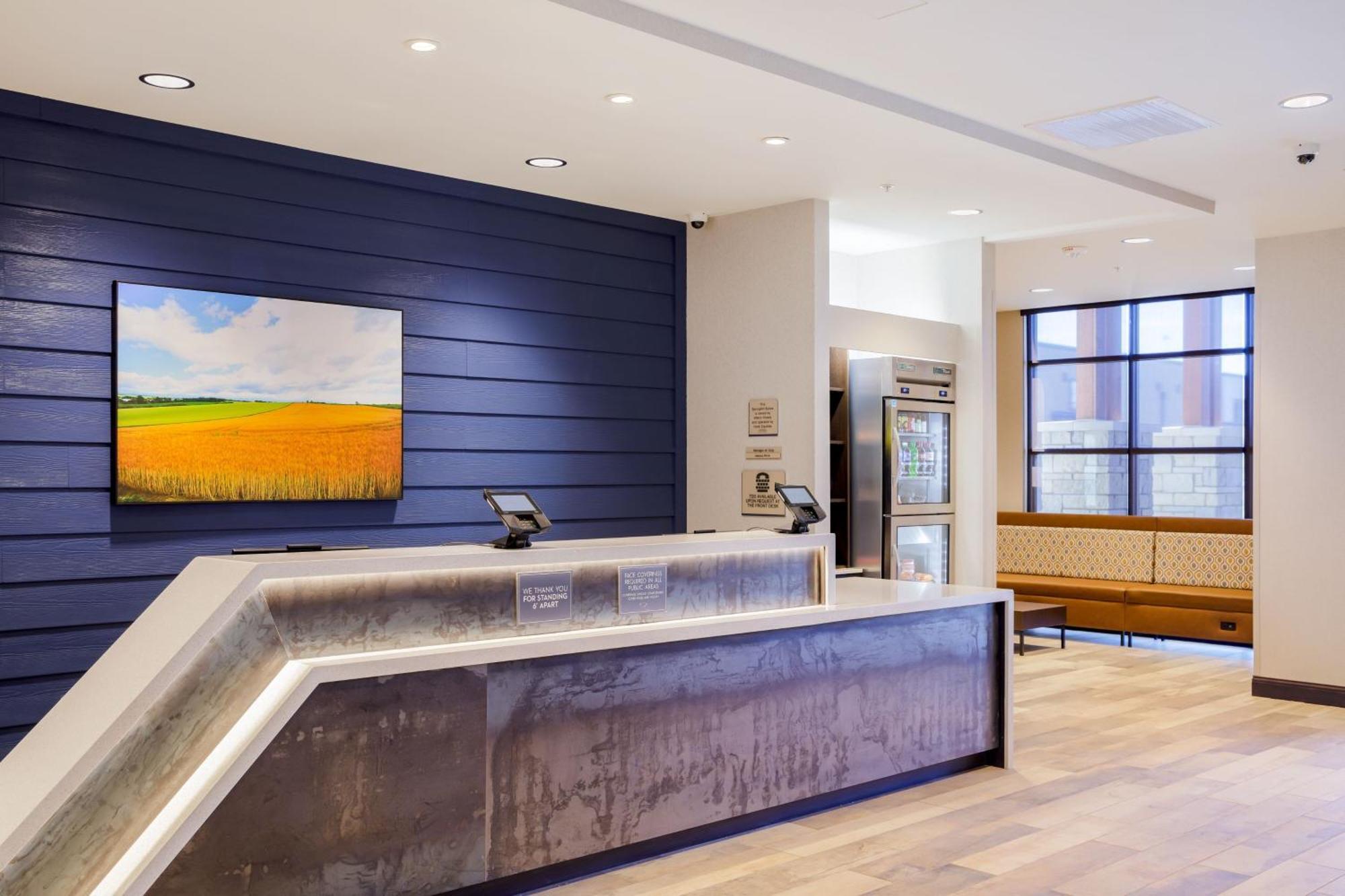Springhill Suites By Marriott Topeka Southwest Exterior foto